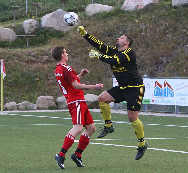 Bild 21: Bilder: FC Bergalingen zieht gegen SV Schwörstadt ins Pokal-Achtelfinale ein