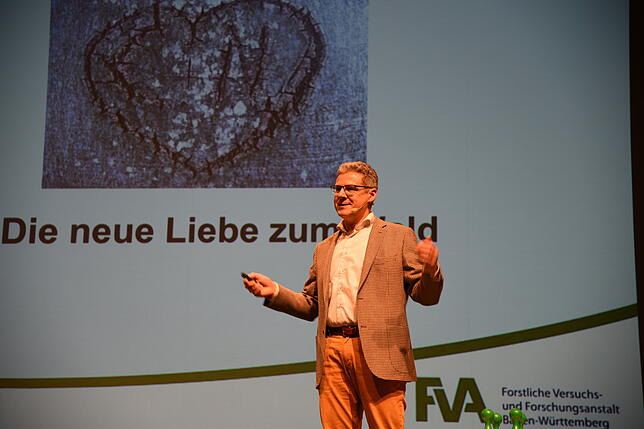 Bild 6: Bilder vom VS-Forum mit Schwarzwald-Experte Ulrich Schraml (2)