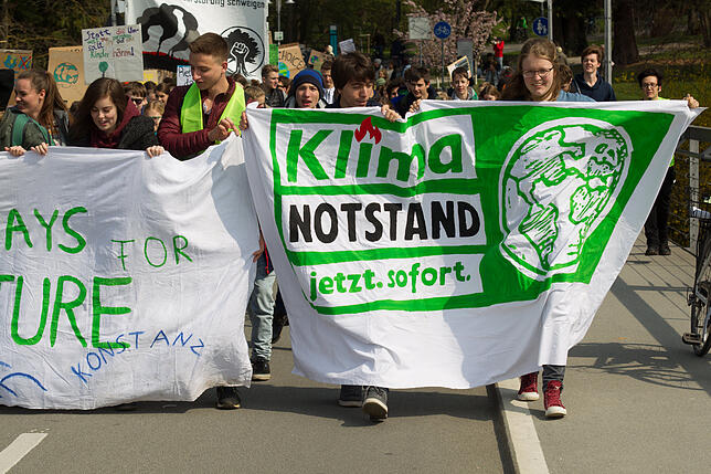 Der Konstanzer Gemeinderat geht auf die Forderungen der Friday-for-Future Bewegung, die unter anderem hier bei einer Demo Mitte April ...