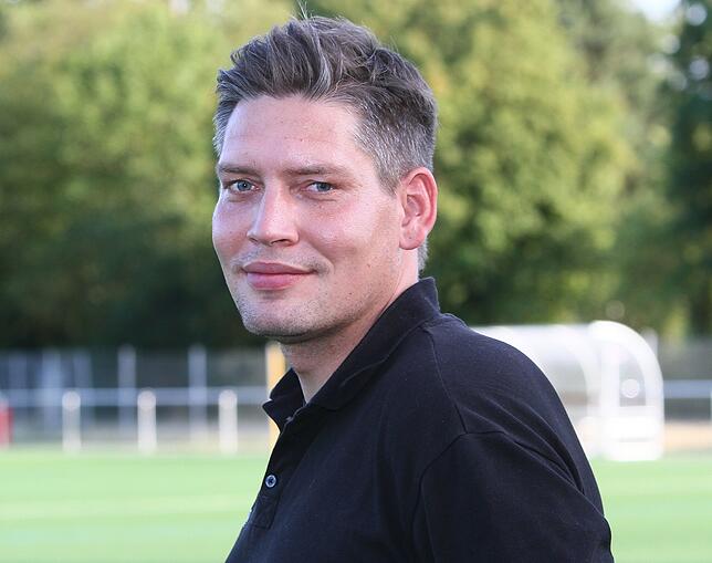 Trainer Stzeffen Schramm (FV Lörrach-Brombach II): „Wir hätten eine Mannschaft aus dem Spielbetrieb nehmen müssen, wenn das neue ...