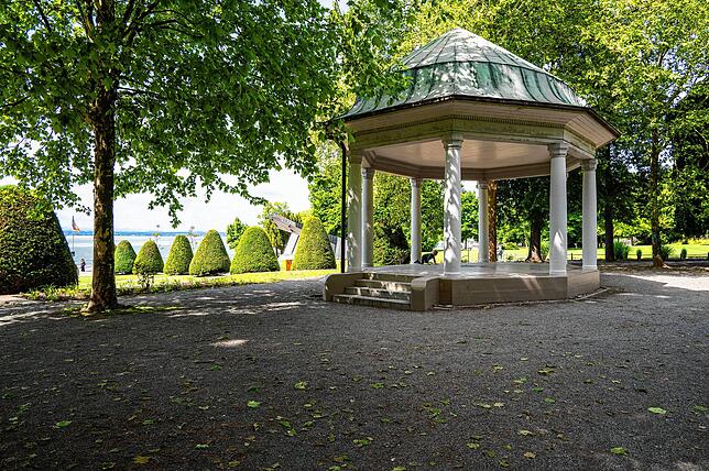 Der historische Konzert-Pavillon im Uferpark wird am 21. Juni wieder zur Bühne.