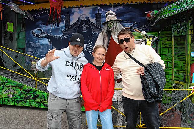 Bild 4: Autoscooter und Teddybären: Die ersten Bilder vom Volksfest-Start in Villingen-Schwenningen