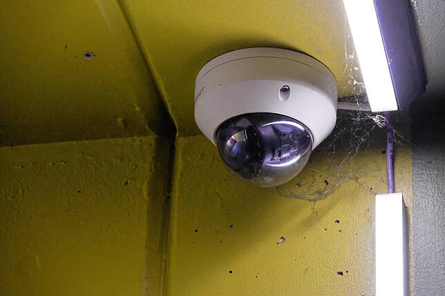 Mittlerweile sind die Videokameras im Maggitunnel in Betrieb. Nach dem Willen des Gemeinderats soll die Videoüberwachung auch am ...
