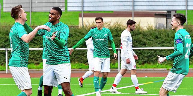 Bild 1: FC Zell feiert 7:0-Kantersieg gegen SV Jestetten – und wir haben Fotos!