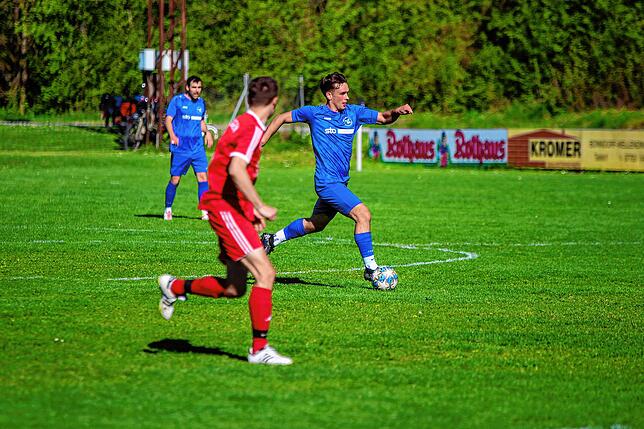 Bild 19: SG Stühlingen/Weizen besiegt den SV Eggingen im Derby mit 4:0 – und wir haben Fotos!