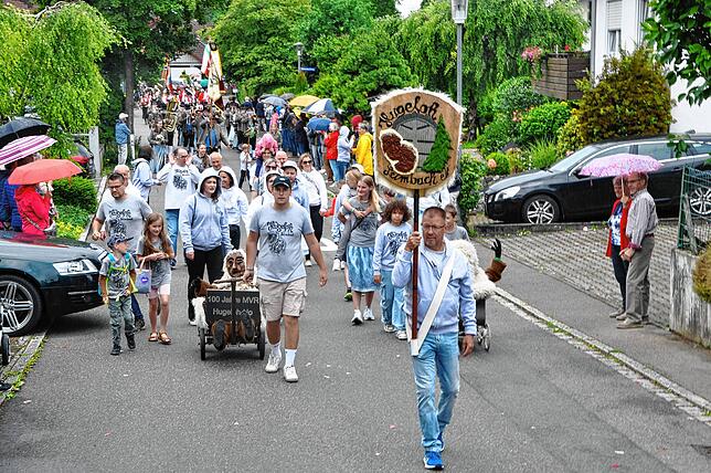 Bild 20: Der Pfingstmusikfest Jubiläumszug zum 100 Jährigen Bestehen in Leimbach – die schönsten Bilder