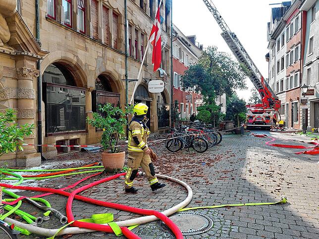 Bild 6: Am Morgen danach: So sieht es nach dem Großbrand in der Zollernstraße aus