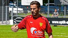 Viel Arbeit: Trainer Musa Musliu vom FSV Rheinfelden hat vor dem ersten Verbandsliga-Aufstiegsspiel seiner Mannschaft am Donnerstag um ...