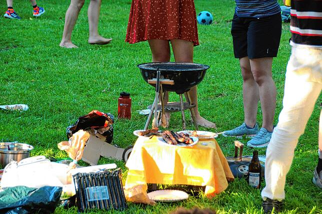 Grillen ist eigentlich nur an den vorgesehenen Plätzen erlaubt. Nicht jeder hält sich daran.