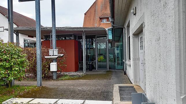 Das sanierte Gebäude mit angebautem, neuen Foyer lädt jetzt zu vielen Veranstaltungen ein, mit dem Restaurant Gems im Gebäude eine ...