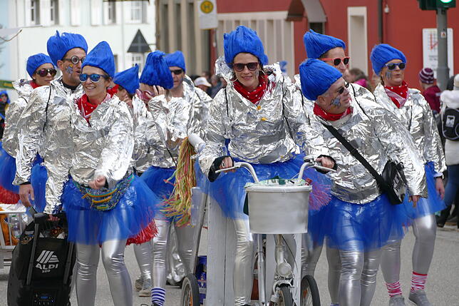 Futuristisch: Viele originelle Gruppen ließen die Besucher am Straßenrand in Bonndorf staunen.
