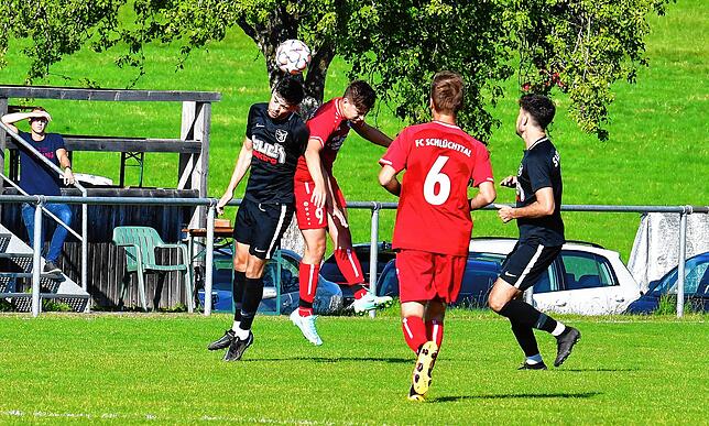 Bild 42: SV Buch gewinnt mit 1:0 beim Schlusslicht FC Schlüchttal &ndash; und wir haben die Bilder!