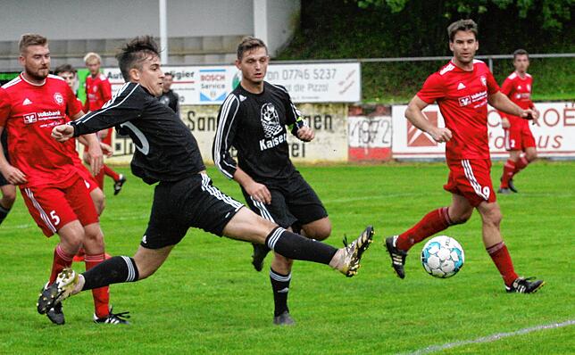 Bild 6: FC Grießen gewinnt bei der Spvgg. Wutöschingen mit 3:2 &ndash; und wir haben die Bilder!
