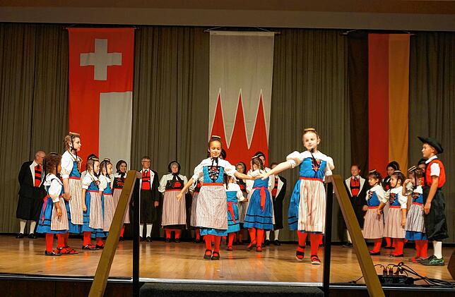 Bild 19: Stimmungsvoller Heimatabend (Teil 2)
