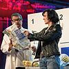 Auch sie werden wieder dabei sein: Norbert Heizmann und Claudia Zähringer, hier bei der Fernsehfasnacht 2023 als Gerichtsmediziner ...