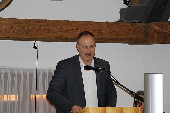 Bürgermeister Michael Kollmeier bei der ersten Gmond in Sumpfohren