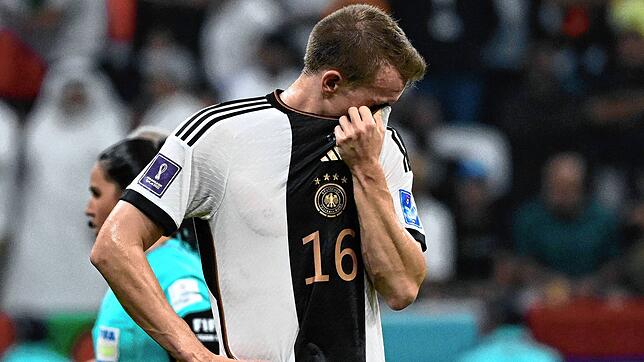 Lukas Klostermann ist enttäuscht über das frühe Aus der deutschen Nationalmannschaft.
