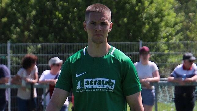 Dominik Emminger brachte den FC 08 Villingennoch vor der Pause in Führung. Doch ein Tor reichte gegen den SV Linx nicht aus, und so ...