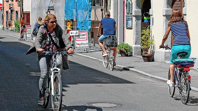 Was hier noch bürgerlicher Ungehorsam ist, soll künftig die Regel werden. In der Hafenstraße könnten auch die Radler (rechts) aus der ...