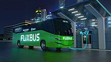 Volltanken mit Wasserstoff: In Zukunft könnten Reisebusse emissionsfrei dank Brennstoffzelle fahren. An der Entwicklung forscht ein ...