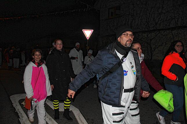 Bild 7: Hemdglonkerumzug- und Ball in Hochemmingen