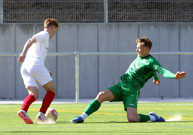 Bild 12: TSV Aach-Linz setzt beim SC Pfullendorf II die Akzente. Wir haben die besten Bilder!