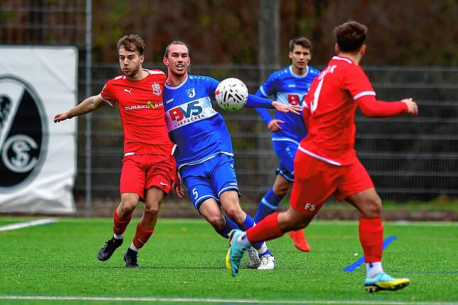 Bild 28: FC Erzingen kassiert 1:3-Niederlage bei der U23 des Freiburger FC &ndash; und wir haben Bilder!
