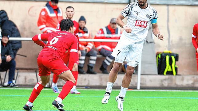 Der FC 08 Villingen ist derzeit schwer ausrechenbar: Kapitän Tevik Ceylan ist einer von sechs Spielern, die in den vergangenen beiden ...