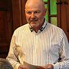 Bürgermeisterkandidat Rainer Stoll stellt seine Ideen, Vorstellungen und Ziele etwa 70 Bürgern im Gasthaus &bdquo;Adler&ldquo; in ...