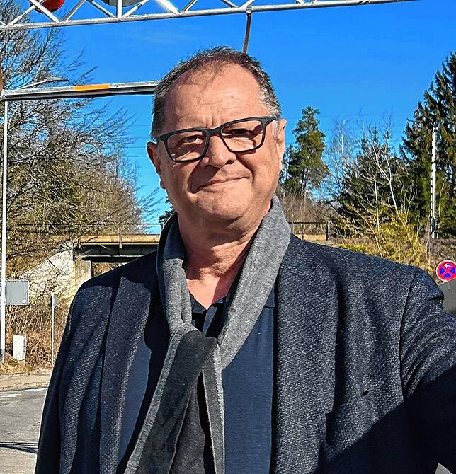 OB Jürgen Roth kann sich über ein höheres Gehalt freuen. Der Grund: Die Stadt wächst.