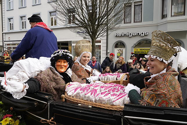 Bild 7: Bilder vom Historischen Umzug am Fasnetmontag in Villingen &ndash; Teil 1