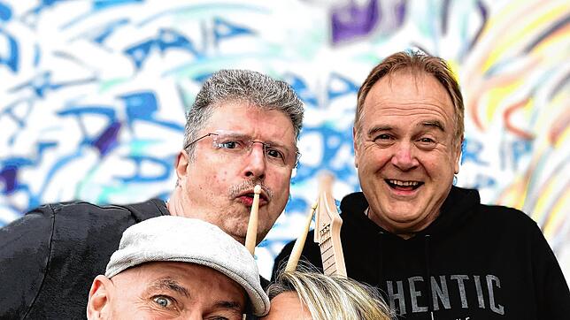 Die Live-Band besteht aus Dietmar Mogwitz, Daniela Weiss, Alexander Hog und Thomas Budsa. Foto: Dietmar Mogwitz