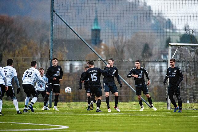 Bild 3: SV Obersäckingen beendet Serie des SV Eschbach mit 2:1 &ndash; und wir haben Bilder!
