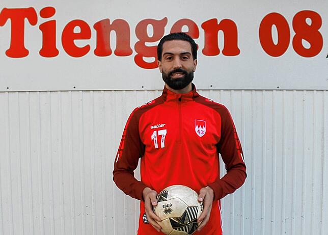 Rundum zufrieden: Arbnor Smakaj lobt seinen Verein: „Beim FC Tiengen 08 fühle ich mich sehr wohl. Bei meiner Rückkehr wurde ich sehr gut ...