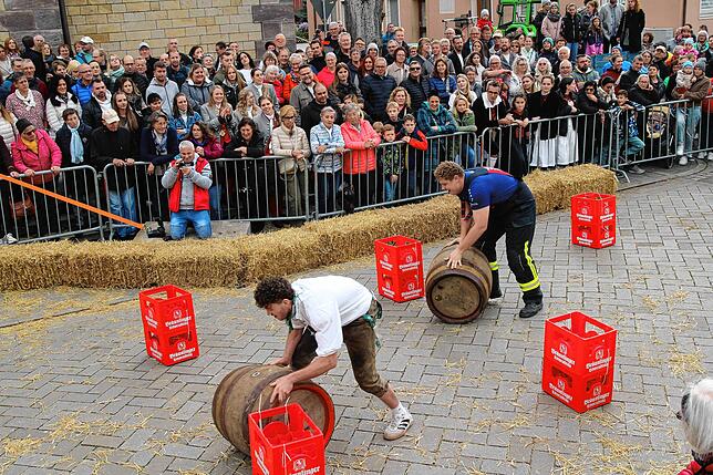 Bild 6: Hier sind die besten Bilder vom Bierfassrollen in Bräunlingen