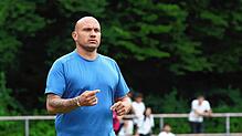 Trainer Antonio Fiore Tapia und der ESV Südstern Singen rutschen nach der 3:4-Niederlage in Hausen auf den zehnten Platz ab.