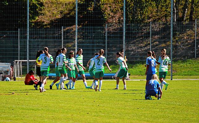 Bild 12: Unsere große Bildergalerie zum DFB-Pokal-Spiel der U17-Juniorinnen des Hegauer FV