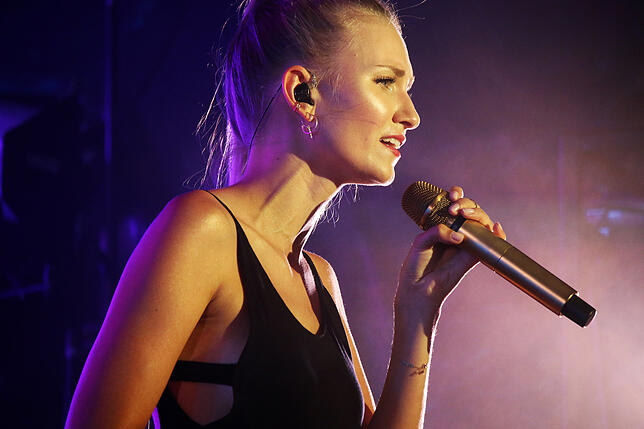 Bild 17: Bilder: 2000 Zuschauer bei Doppelkonzert von Johannes Oerding und Glasperlenspiel
