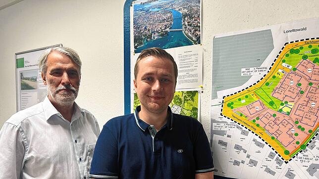 Christoph Sigg und Jan Lehmann arbeiten im Amt für Liegenschaft und Geoinformation der Stadt Konstanz. Sie betreuen das Bauprojekt „Am ...