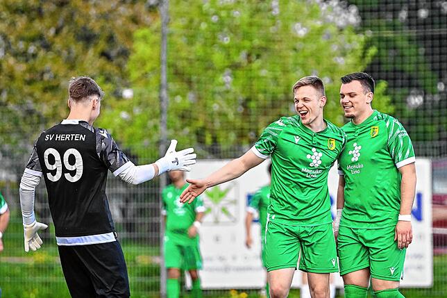 Bild 39: SV Herten besiegt den SV Jestetten mit 5:0 – und wir haben Fotos!