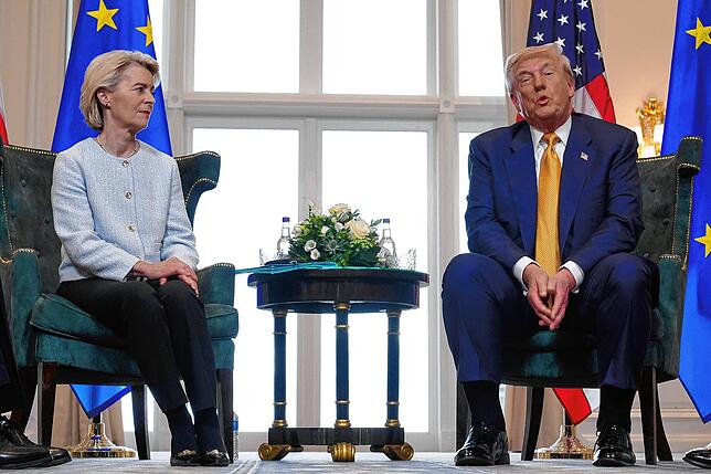 EU-Kommissionschefin Ursula von der Leyen bei US-Präsident Donald Trump: Eine Repräsentantin der Machtlosigkeit für den Amerikaner?