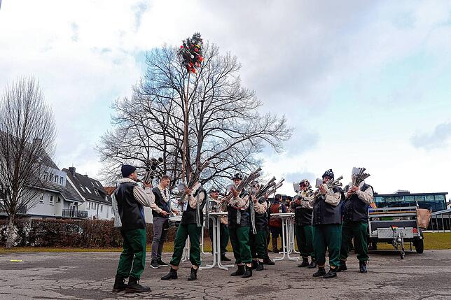 Bild 16: Närrisches Treiben in kleinerem Rahmen am Fischbacher Samstag