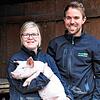 Sehen für ihre Höfe trotz aller Schwierigkeiten noch eine Zukunft: Ferkelzüchterin Birgit Locher und Schweinemäster Julian Hafen. Ihre ...