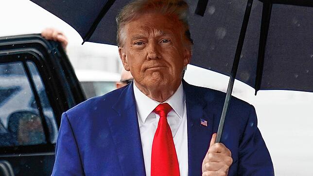 Der ehemalige Präsident Donald Trump steht mächtig unter Druck.