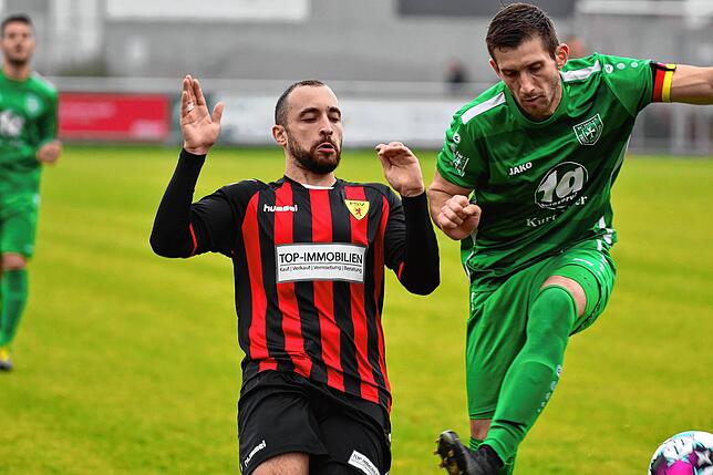 Bild 28: FSV Rheinfelden bleibt mit dem 3:2-Erfolg gegen den FC Freiburg-St. Georgen auch im 13. Saisonspiel unbesiegt &ndash; und wir haben Bilder!