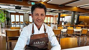 Pro ESC-Schicht werden rund 50 Mitarbeiter im Auftrag der Zaraz GmbH im Einsatz sein. Araz Abram freut sich. Foto: Valentin Zumsteg
