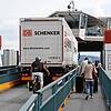 Die Stadtwerke Konstanz müssen Kosten sparen, wenn der Fährbetrieb wieder gewinnbringend werden soll. Dazu soll die neue LNG-Fähre ...