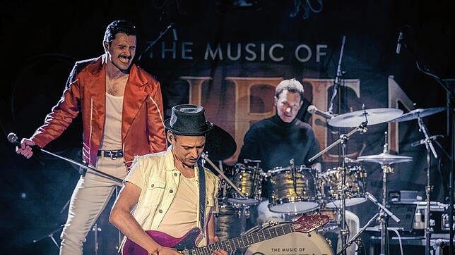 Die Band „The Music of Queen – Live“ spielt gleich am Eröffnungsabend auf dem Gustav-Hammer-Platz. Der Eintritt ist frei. Bild: Michael ...
