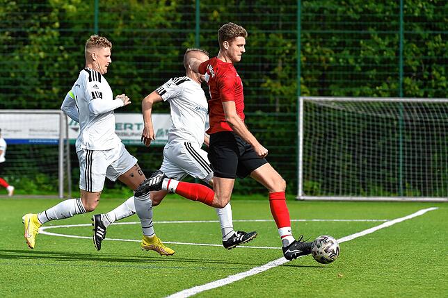 Bild 34: FC Hochrhein siegt mit 5:2 beim SV 08 Laufenburg II &ndash; und wir haben Bilder!