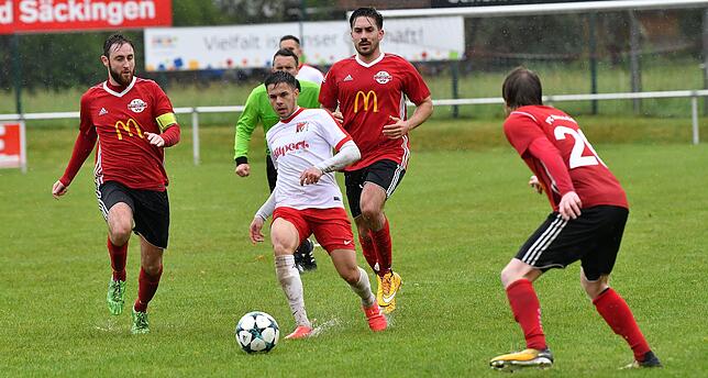 Bild 17: FC Wallbach siegt 2:1 gegen den FC RW Weilheim – und wir haben die Bilder!
